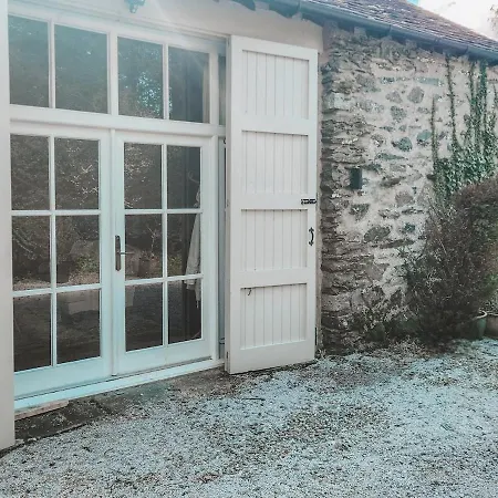 Luxury 2 Bedroom Barn Conversion Underbarrow