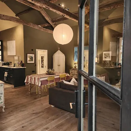 Luxury 2 Bedroom Barn Conversion With Gym